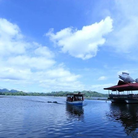 Punta Isla Lake Resort Lake Sebu Екстер'єр фото